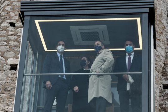 Στην Ακρόπολη… σε 32 δευτερόλεπτα