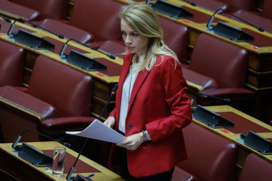 Αγγ. Αδαμοπούλου: Η μέρα που η δημοκρατία ηττήθηκε