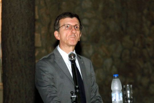 Μείωση 10% στους μισθούς των δημοσίων υπαλλήλων προτείνει ο Πορτοσάλτε!