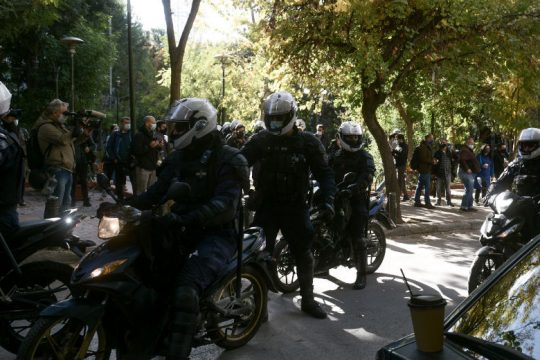 Μ-Λ ΚΚΕ: Άμεση απελευθέρωση όλων των προσαχθέντων ​