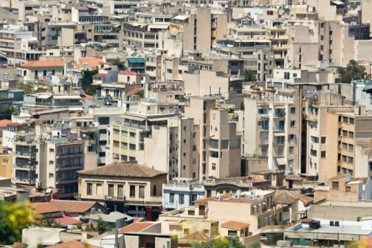 Οι δόσεις για τέλη – φόρους αδήλωτων τετραγωνικών και οφειλών στους δήμους