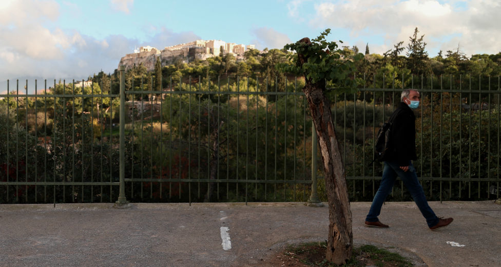 «Υγειονομικώς επικίνδυνο το άνοιγμα της αγοράς»