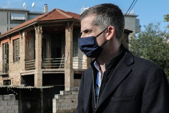 Επιστολή Μπακογιάννη στην «Εφ.Συν.» και οι δέουσες απαντήσεις