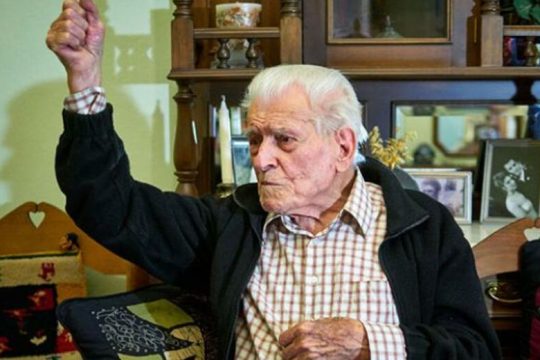 «Εφυγε» ο Βασίλης Λασκαρίδης