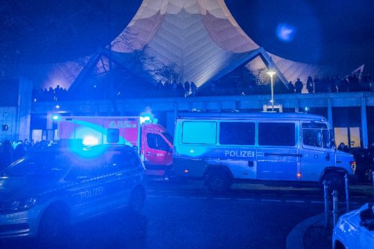 Τέσσερις τραυματίες από πυροβολισμούς στο Βερολίνο