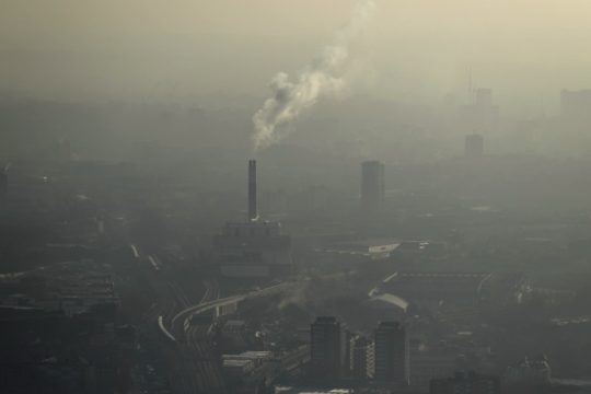 Για πρώτη φορά η ατμοσφαιρική ρύπανση καταγράφεται σαν αιτία θανάτου