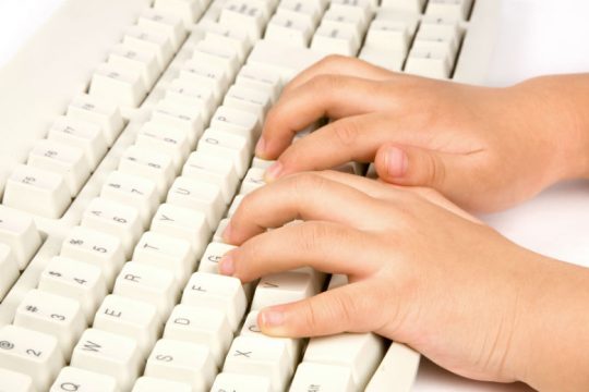 Τηλεκπαίδευση: Αποκλεισμένος μεγάλος αριθμός μαθητών στη Ροδόπη