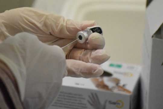 Eνημέρωση κάθε Δευτέρα για την πορεία του εμβολιασμού