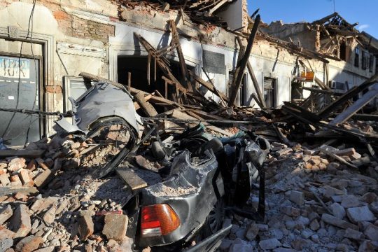 Δύσκολες ώρες με μετασεισμούς στην Κροατία