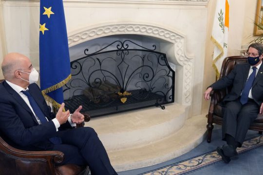 Οι ΗΠΑ ανοίγουν τον ασκό των κυρώσεων