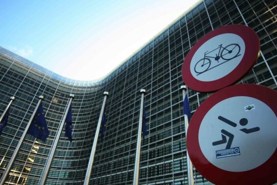 Ουραγός η Ελλάδα στην ανάκαμψη