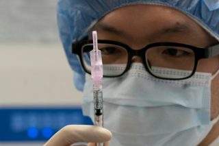 Επειγόντως, χωρίς δημοσίευση, κατά παρέκκλιση…