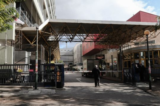 Στον «Ευαγγελισμό» εμβολιάζονται σήμερα Κικίλιας και Τσίπρας