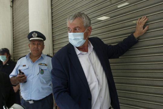 «Το ΕΣΥ δεν θα αντέξει νέο κύμα λόγω των γιορτών»