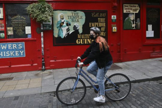 Εξάπλωση μετάλλαξης Covid-19 στην Ιρλανδία, πρώτα κρούσματα σε Ιαπωνία