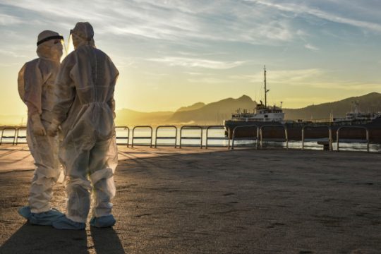 Στο «κόκκινο» μπαίνει η Ιταλία εν μέσω Χριστουγεννιάτικων εορτών