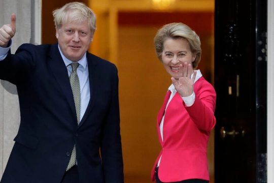 Ξανά… ώρα μηδέν για το Brexit