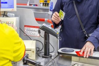 Ταλαντεύσεις με τις e-αποδείξεις