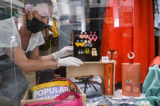 Παράπονα για το click away από μικρές και μεσαίες επιχειρήσεις