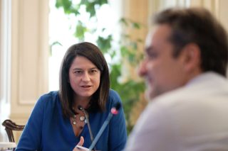 Τηλεκπαίδευση – απουσίες – διδακτέα ύλη: Θηλιά για μαθητές και εκπαιδευτικούς