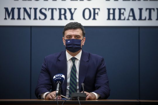 Κυβέρνηση που κάνει αντιπολίτευση…