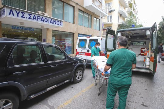Οι ιδιώτες επιτάσσουν ξανά το Δημόσιο