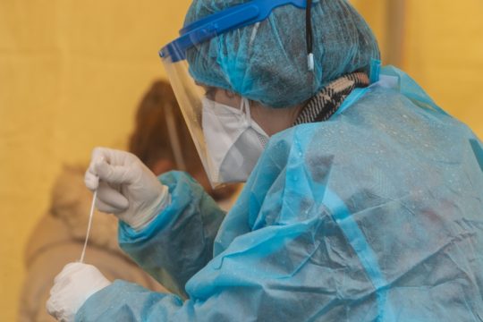 16 νεκροί από την πανδημία στη Μεγάλη Παναγιά