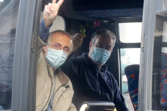«Θεσμικές εκτροπές με πρόσχημα την πανδημία»