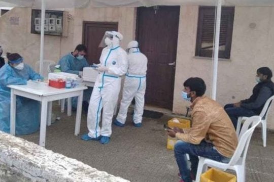 Εννέα κρούσματα σε εργάτες γης στον Μακρύ Γυαλό Ιεράπετρας