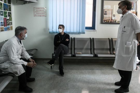 Ο «Μωυσής» εκτίθεται και εκθέτει
