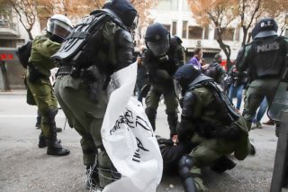 «Διατηρήστε ανυπόταχτη τη σκέψη σας»
