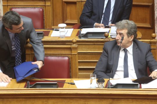 Πήρε πίσω τη «συγγνώμη» Χρυσοχοΐδη για τις φεμινίστριες ο υφυπουργός του