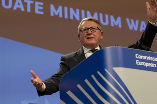 Το 2021 η Οδηγία για τις πλατφόρμες