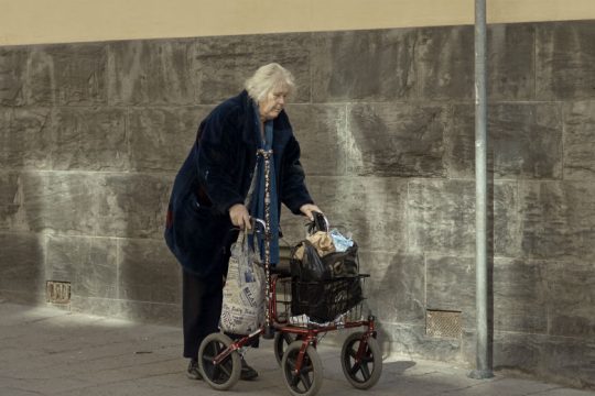 Έκθεση «καίει» την κυβέρνηση της Σουηδίας για τους ηλικιωμένους