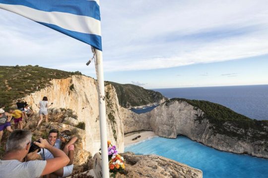 Τα όμορφα χωριά, όμορφα… κλέβονται