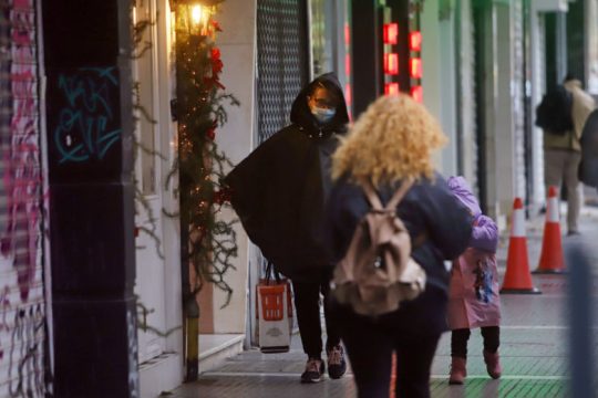 Πρύτανης ΑΠΘ: Κίνδυνος για νέο ξέσπασμα της πανδημίας στη Θεσσαλονίκη
