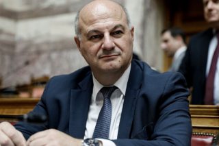 «Πύλες απολύμανσης» από τον τόπο σου, κι ας είναι και… άχρηστες
