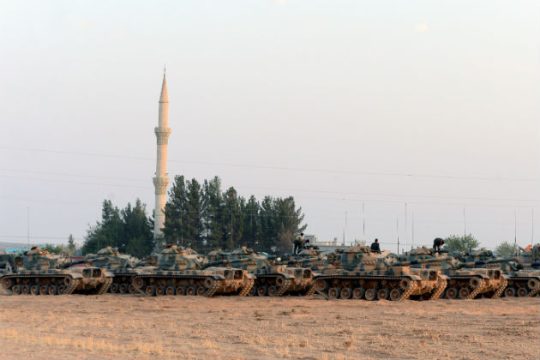 Τagesspiegel: «Να διακοπούν οι γερμανικές εξαγωγές όπλων στη Τουρκία»