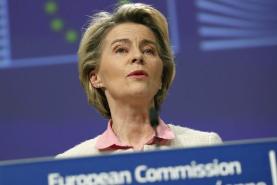 Μήνυμα ελπίδας από την πρόεδρο της Ευρωπαϊκής Επιτροπής