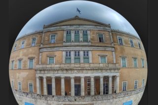 Ολοένα, κύκλοι που πλαταίνουν