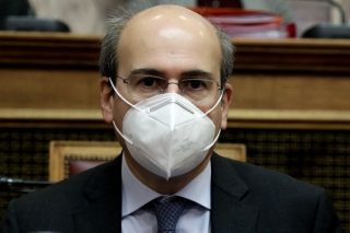 Αποφεύγει ευθείες απαντήσεις ο Κ. Χατζηδάκης