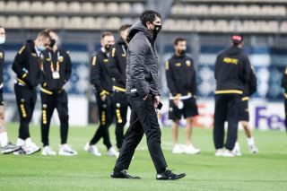Αυτοί που μένουν… κι αυτοί που φεύγουν