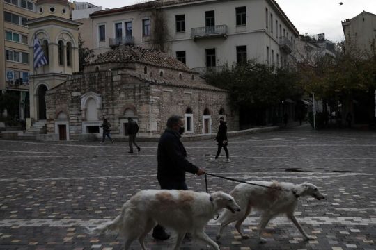 Ετοιμη η κυβέρνηση για πιο αυστηρά μέτρα