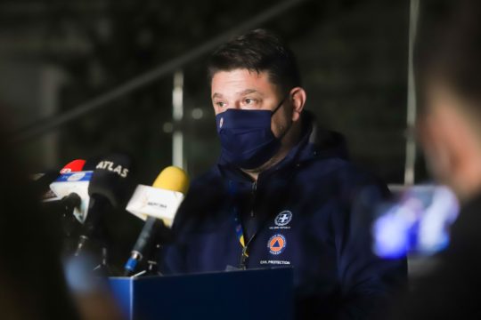 Η θολή εικόνα της διασποράς δυσχεραίνει τις εισηγήσεις για τα μέτρα
