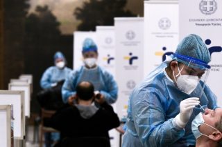 Βρέθηκαν και στην Ελλάδα τα πρώτα κρούσματα του μεταλλαγμένου στελέχους