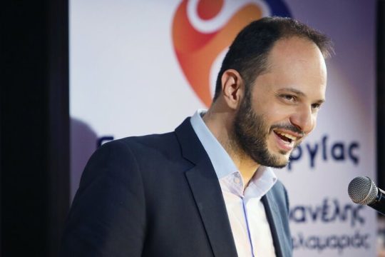 Νέο κύμα απολύσεων στον δήμο Καλαμαριάς