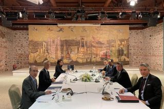 Οι δύο όψεις των διερευνητικών