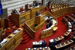 Αρνητικά σχόλια από ΚΚΕ-ΜέΡΑ25