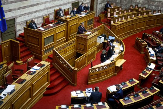 Αρνητικά σχόλια από ΚΚΕ-ΜέΡΑ25
