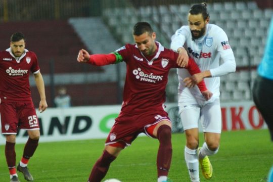 Βολεύτηκαν με τον βαθμό σε κακό ματς ΑΕΛ και ΠΑΣ